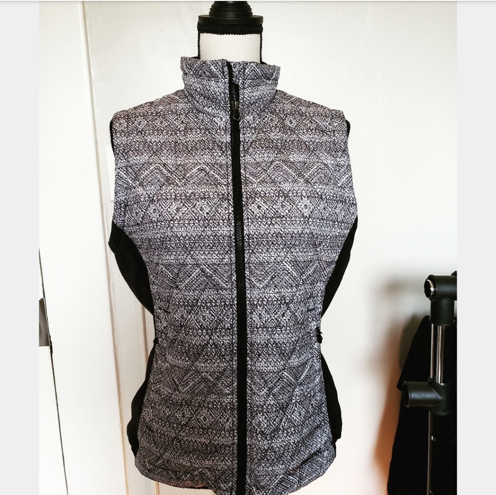 Marmot. Womens Vista Insulated Vest. Heather gray.